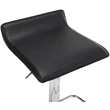 Fekete színű műbőr borítású dín bárszék ülőrésze alacsony háttámlával karfa nélkül