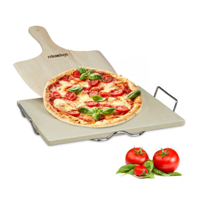 Négyzet alakú pizzakő és pizzalapát pizzakészítő szettben tartóval együtt