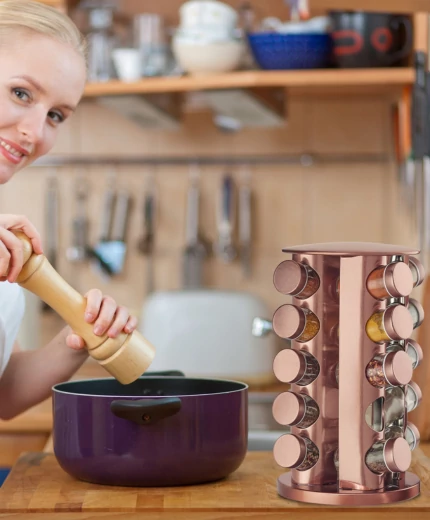 Fűszertartó és fűszermalom