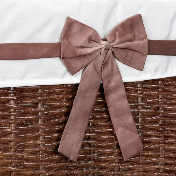 csokibarna masnis szennyeskosár