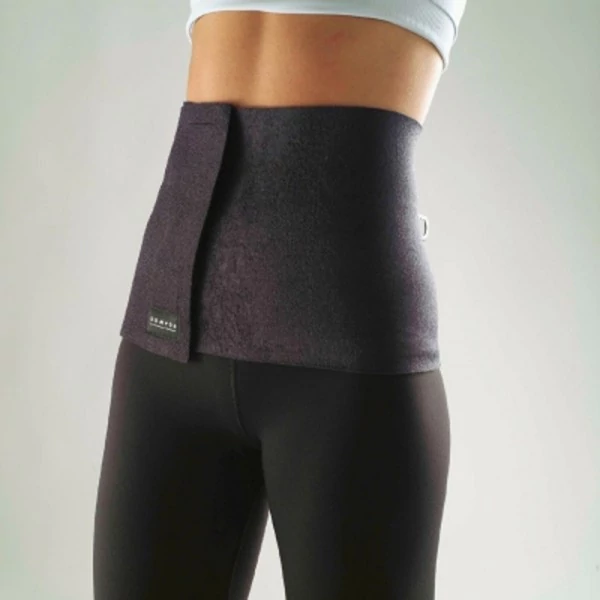 Neoprén izzasztó öv fekete színben univerzális méretben