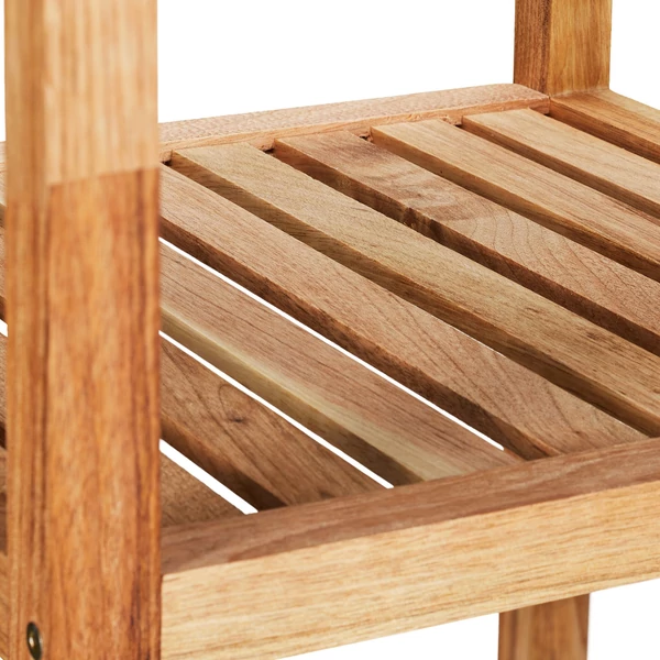 Tira 3 emeletes fürdőszobai tároló és polc középső polca közelről