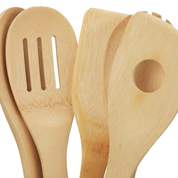 Bambusz konyhai eszközök például fakanál, spatula és még több eszköz