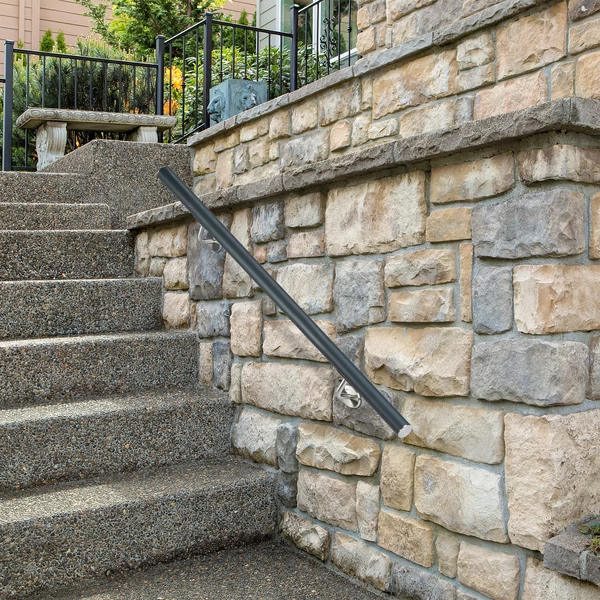 acél és Aluminium falra szerelhető lépcsőkorlát kültéri használatra