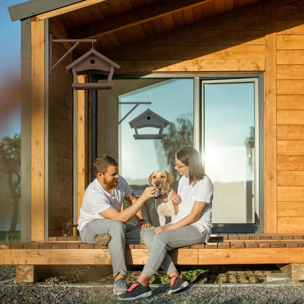 Madáretető Házikó