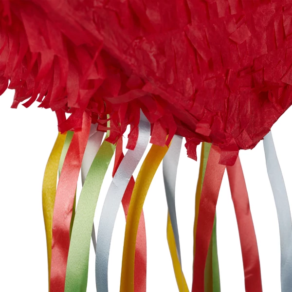 Piros szív formájú pinata alsó része színes fényes papírcsíkokkal