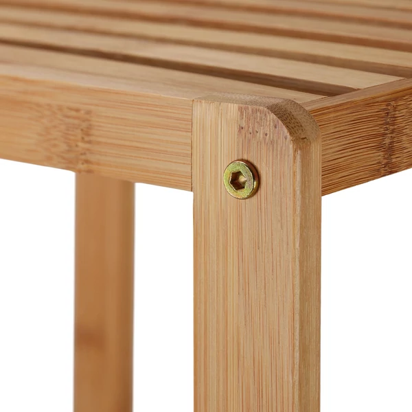 Konyhai és fürdőszobai polc felső polca közelről