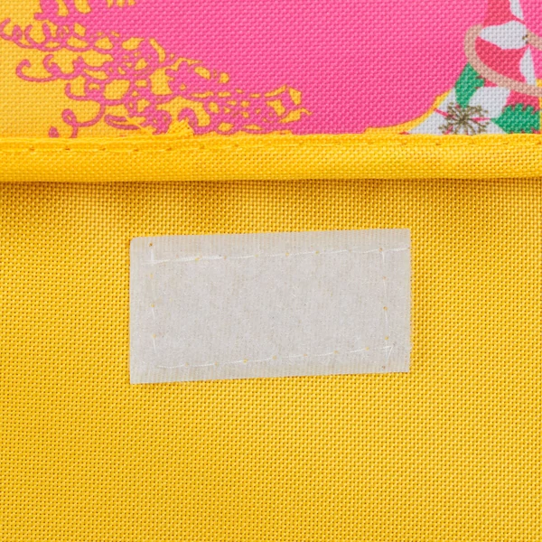 ALOHA Összecsukható Gyerek Asztal és Puffok