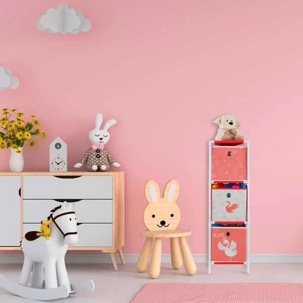 hattyúhercegnős gyerekszobai tároló kosarakkal egy szép pink gyerekszobában