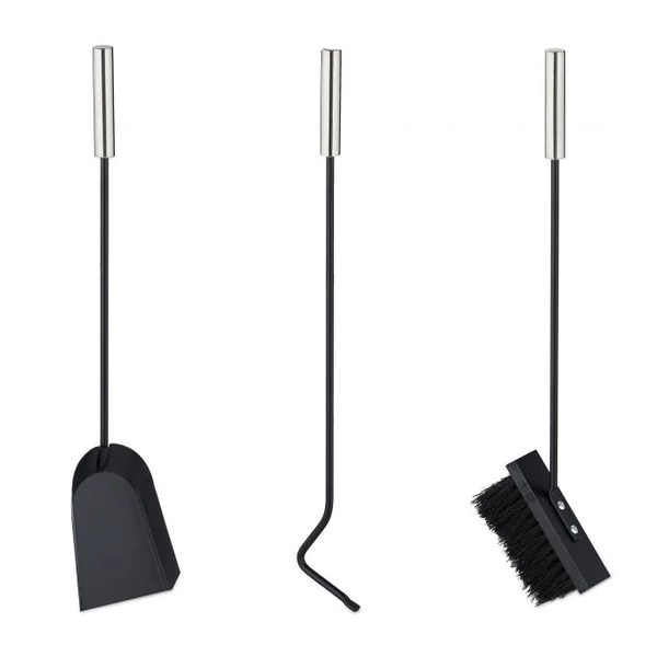 Három részes kandalló vagy kályha tűzterének takarítására alkalmas készlet darabjai