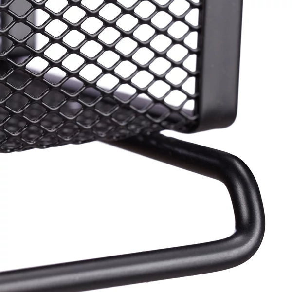 Fekete színá acélból készült fémhálós iratrendszerező tartólába közelről