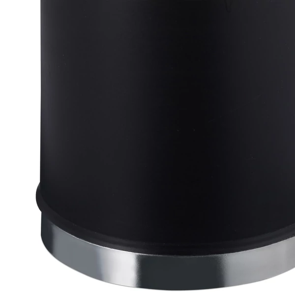 Perp fekete színű műanyag wc kefe tartó alsó része közelről